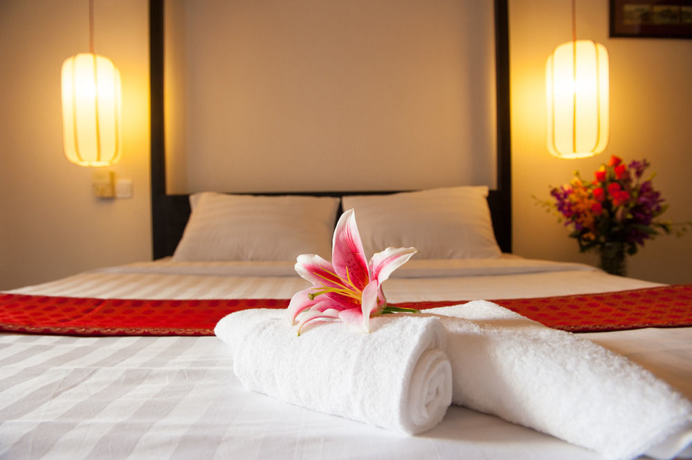 Villa Silk Road Hotel Phnom Penh Exteriör bild