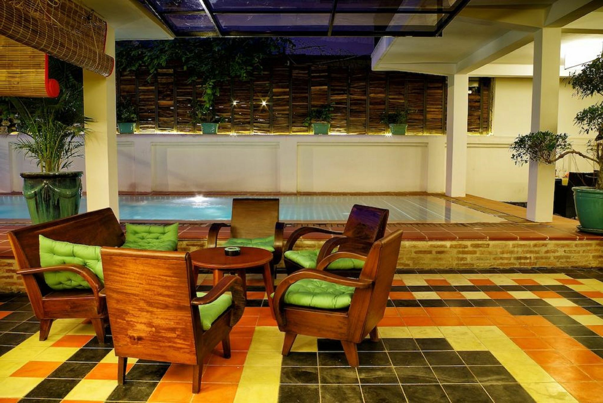 Villa Silk Road Hotel Phnom Penh Exteriör bild